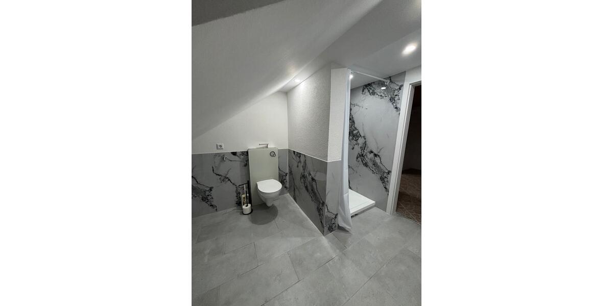 Dachgeschoßwohnung Frankenberg (Eder) - 3 Zimmer, 600&euro; | Angebot:23501256