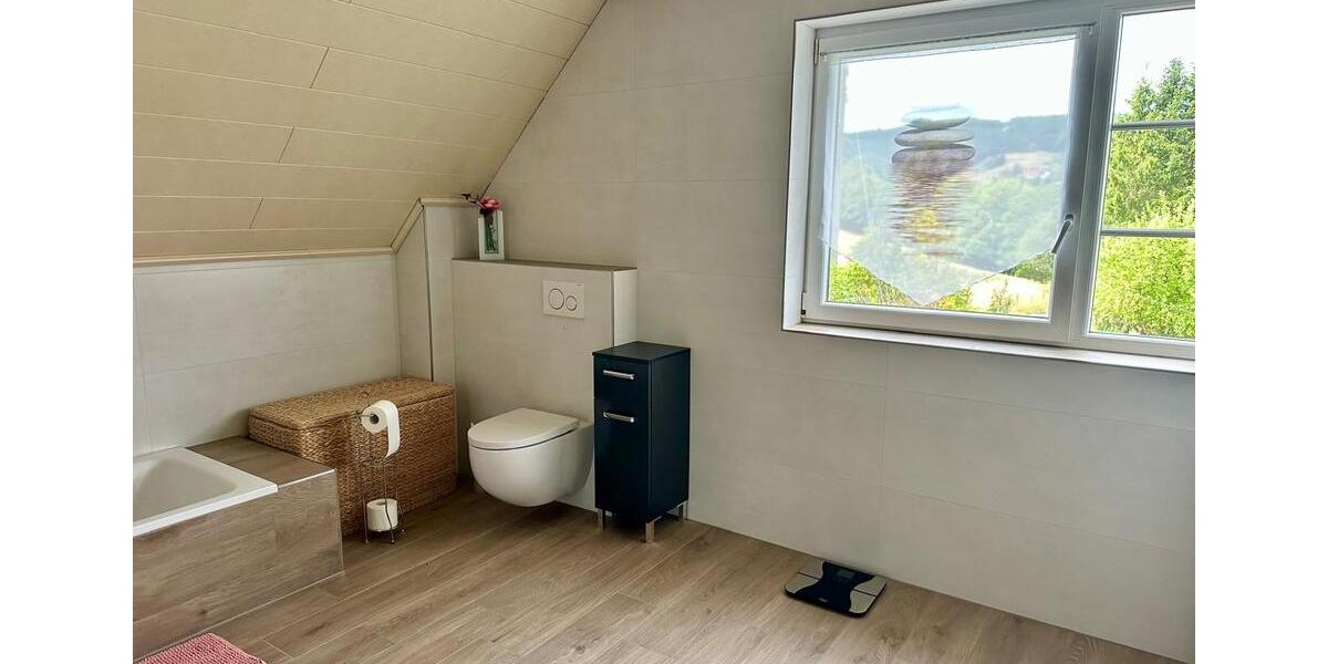 Einfamilienhaus Bad Laasphe - 7 Zimmer, 153 m&sup2;, 349.000&euro; | Angebot:27119497