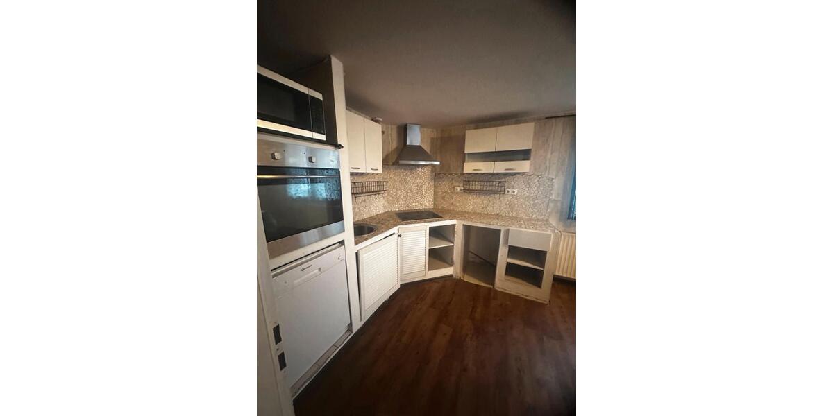 Einfamilienhaus Stadtallendorf - 4 Zimmer, 132 m&sup2;, 950&euro; | Angebot:25423884