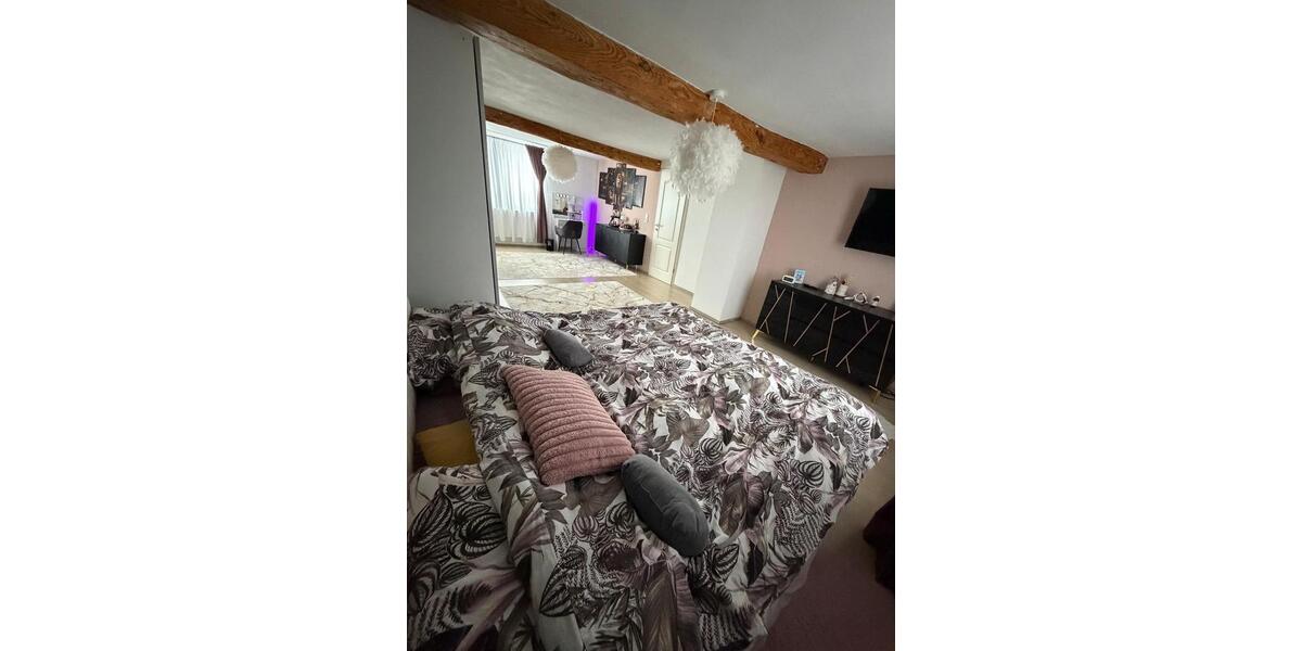 Einfamilienhaus Stadtallendorf - 5 Zimmer, 180 m&sup2;, 259.000&euro; | Angebot:27022985