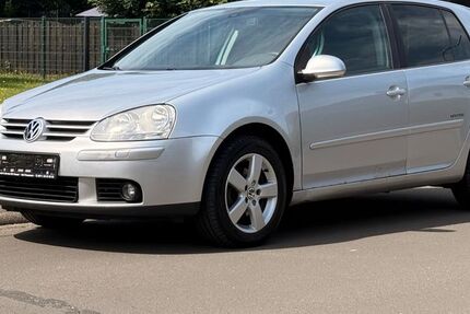 VW Golf 191.000 km 2.799 &euro; Stadtallendorf 35260