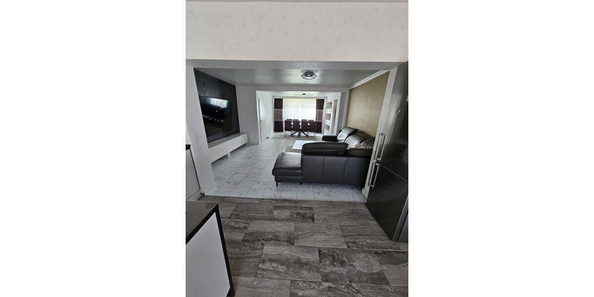 Reihenhaus Stadtallendorf - 5 Zimmer, 134 m&sup2;, 350.000&euro; | Angebot:25262345