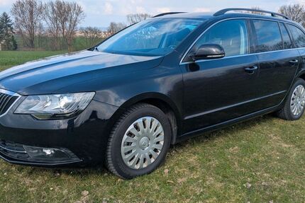 Skoda Superb 194.000 km 9.500 &euro; Gießen 35398