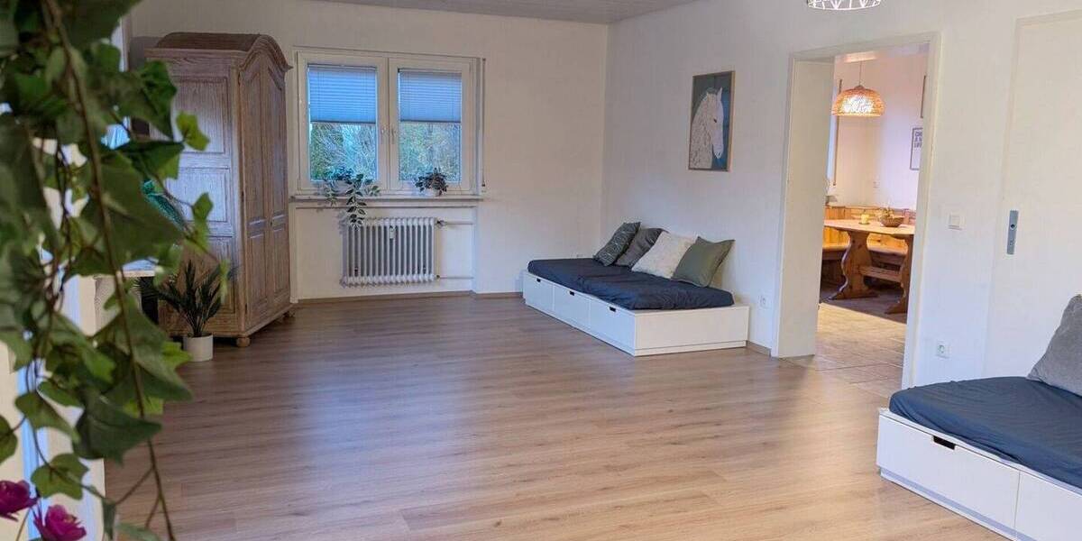 Mehrfamilienhaus, Wohnhaus Münchhausen - 9 Zimmer, 240 m&sup2;, 399.000&euro; | Angebot:25689246