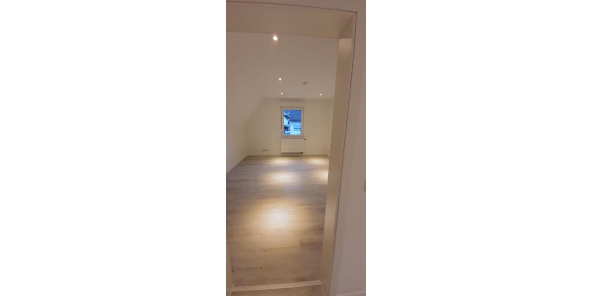 Etagenwohnung Hohenahr - 2 Zimmer, 72 m&sup2;, 700&euro; | Angebot:26039769