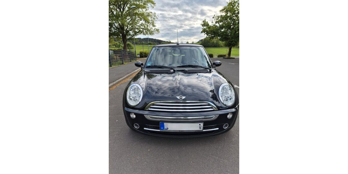 Mini Cooper Cabrio 98.000 km 7.200 &euro; Biebertal 35444