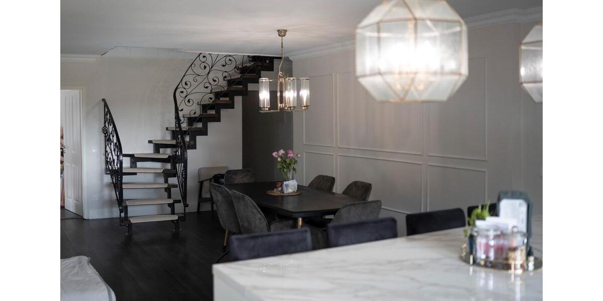 Einfamilienhaus Grünberg - 7 Zimmer, 300 m&sup2;, 699.000&euro; | Angebot:26134981