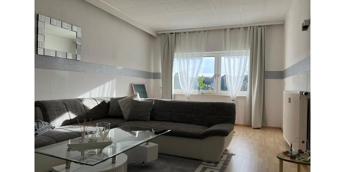 Etagenwohnung Breidenbach - 3 Zimmer, 90 m&sup2;, 850&euro; | Angebot:25764385