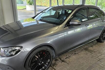 Mercedes-Benz E 200 134.000 km 22.000 &euro; Gießen 35394
