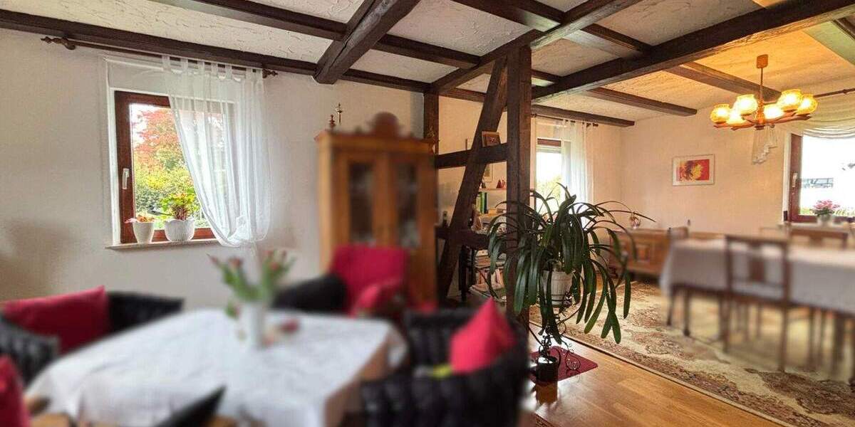 Einfamilienhaus Lahntal / Sterzhausen Sterzhausen - 7 Zimmer, 180 m&sup2;, 439.000&euro; | Angebot:25689226