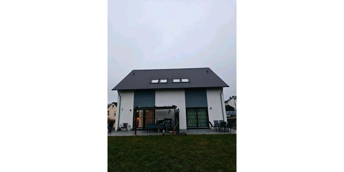 Doppelhaushälfte Bad Laasphe - 4 Zimmer, 109 m&sup2;, 399.000&euro; | Angebot:26042637