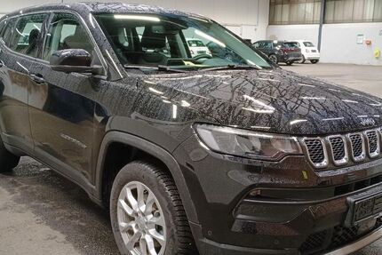Jeep Compass 18.121 km 19.450 &euro; Ebsdorfergrund 35085
