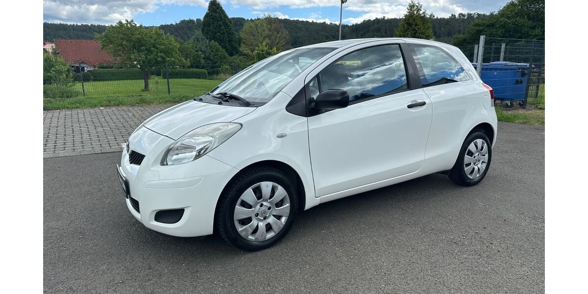 Toyota Yaris 153.000 km 3.600 &euro; Cölbe 35091