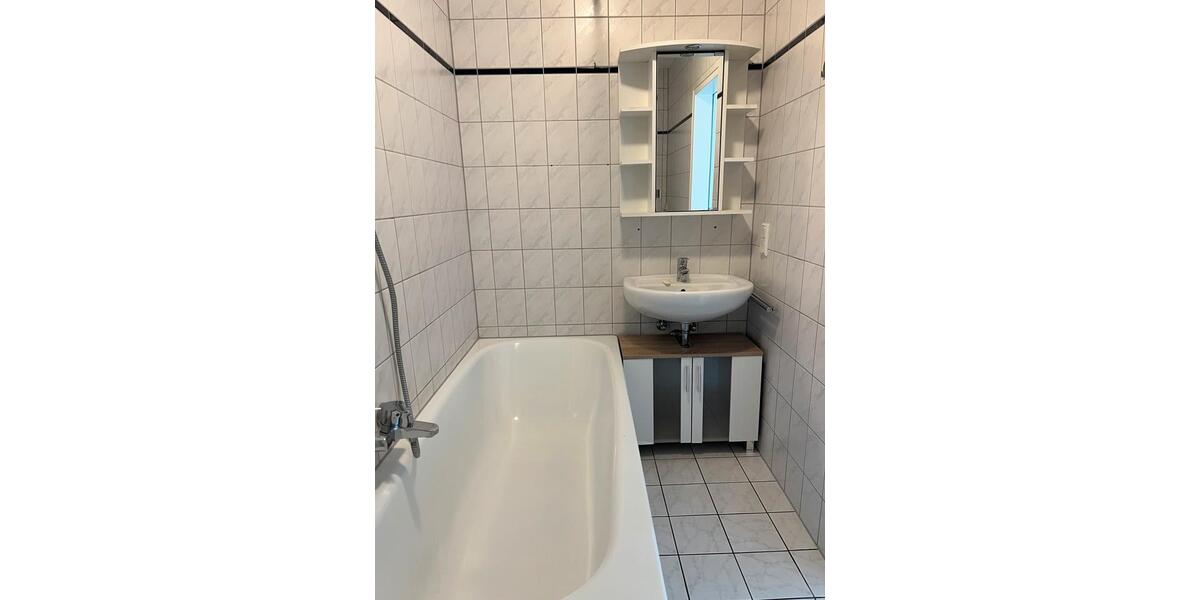 Etagenwohnung Gießen - 3 Zimmer, 70 m&sup2;, 925&euro; | Angebot:25420654