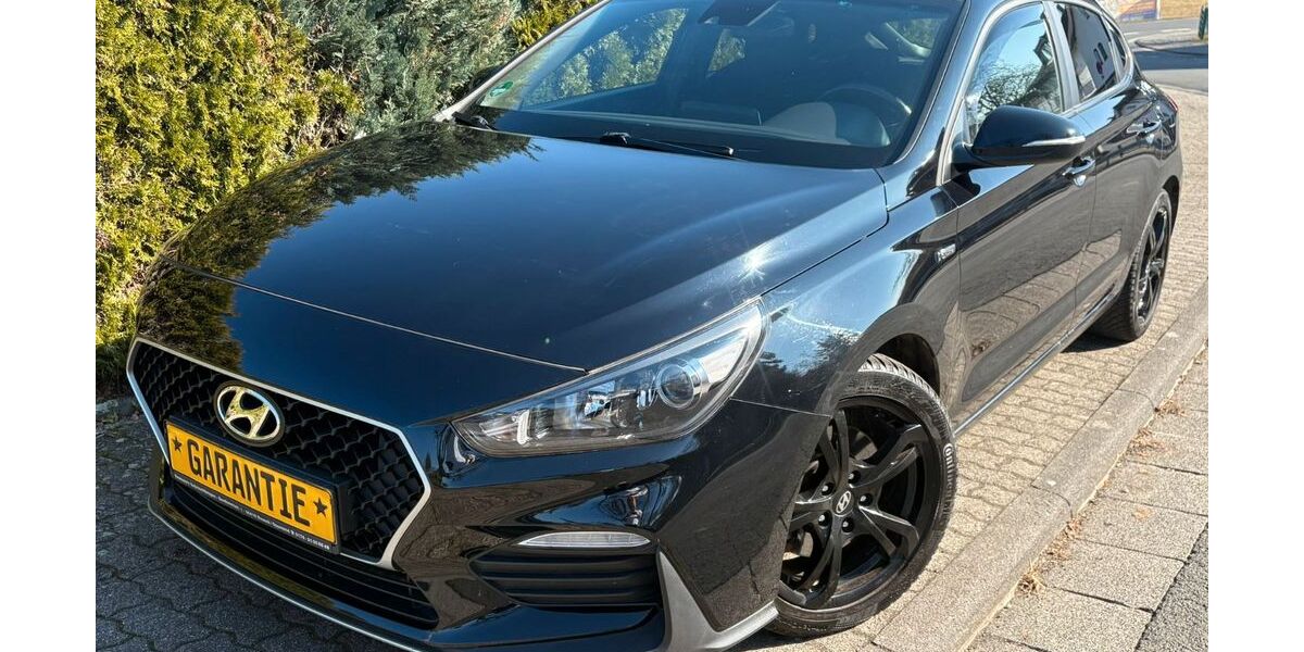 Hyundai i30 30.000 km 16.990 &euro; Buseck / Oppenrod 35418