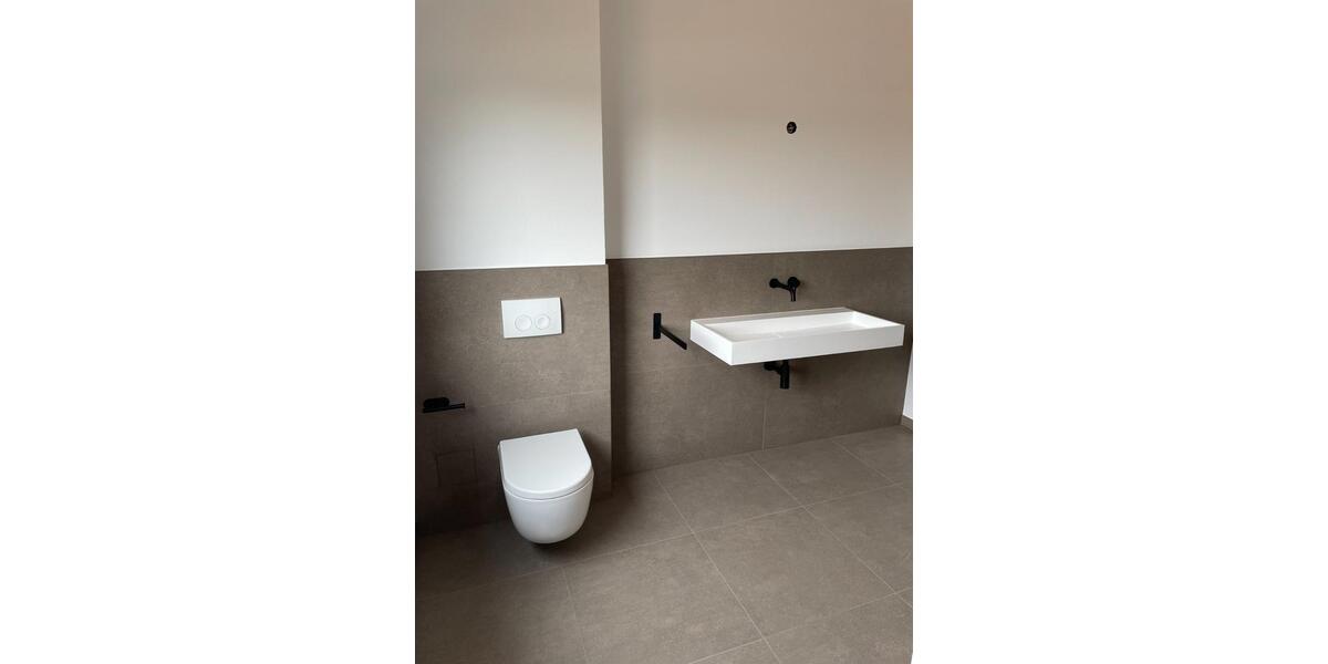 Erdgeschoßwohnung Frankenberg (Eder) - 3 Zimmer, 100 m&sup2;, 1.100&euro; | Angebot:25859886