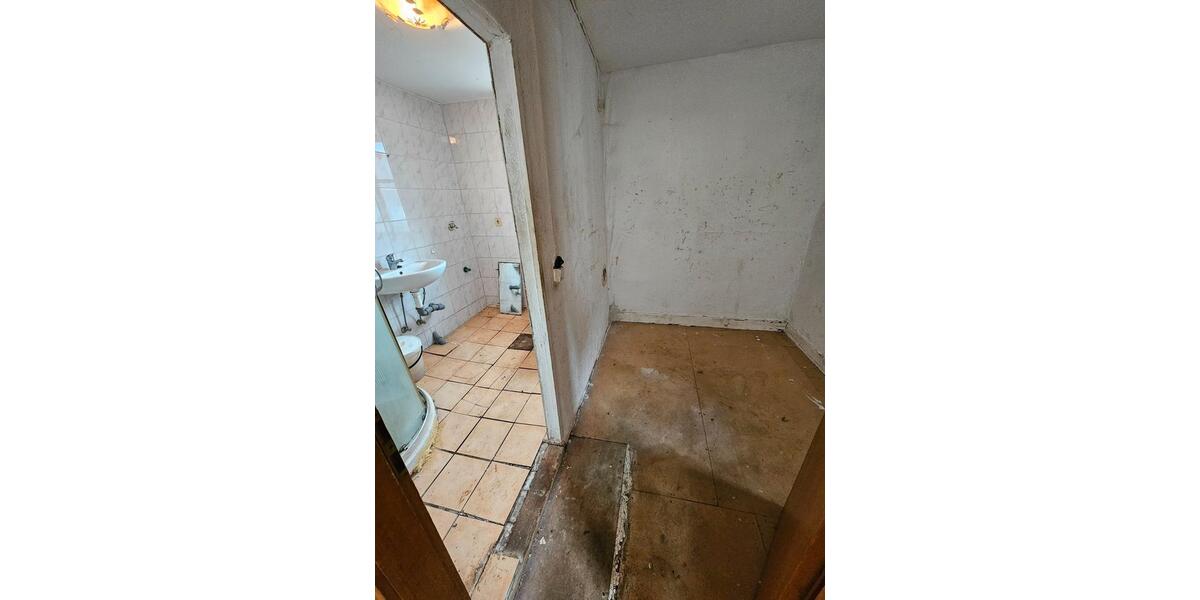 Einfamilienhaus Frankenberg (Eder) - 7 Zimmer, 120 m&sup2;, 21.999&euro; | Angebot:26099651