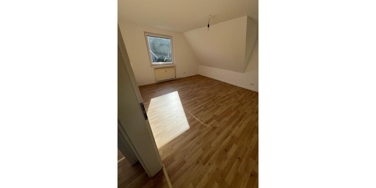 Etagenwohnung Breidenbach - 3 Zimmer, 68 m&sup2;, 550&euro; | Angebot:26007440