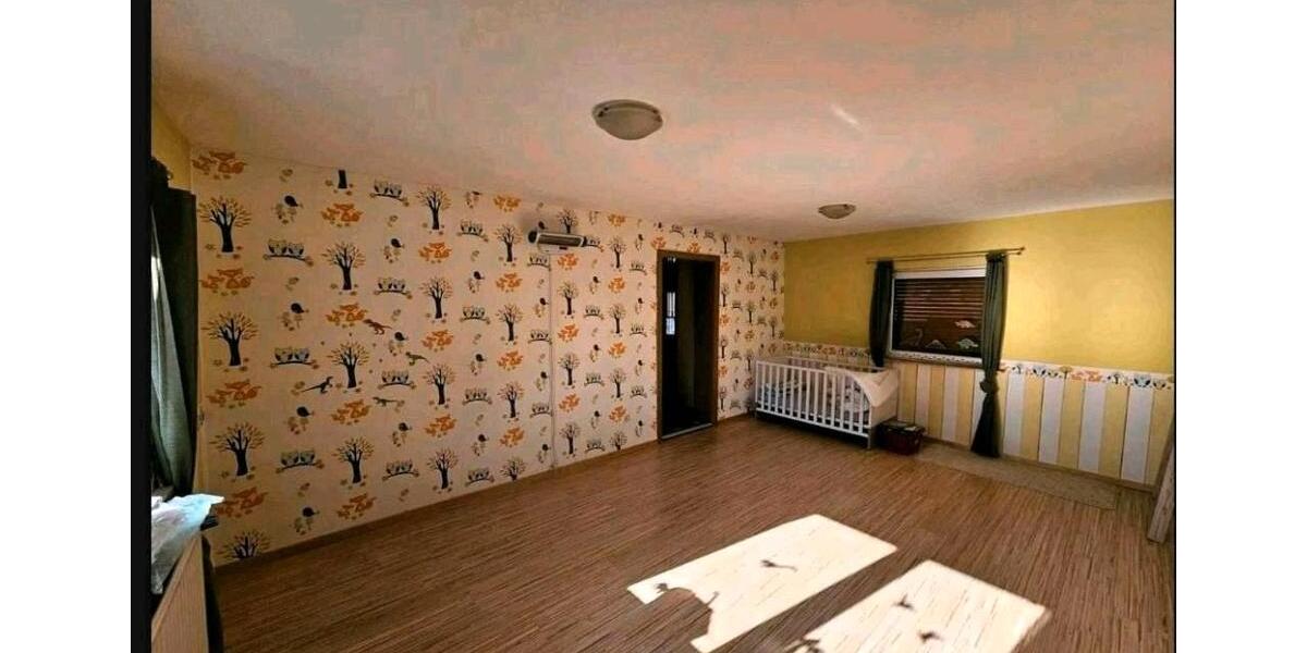 Etagenwohnung Gilserberg - 5.5 Zimmer, 135 m&sup2;, 960&euro; | Angebot:25918758