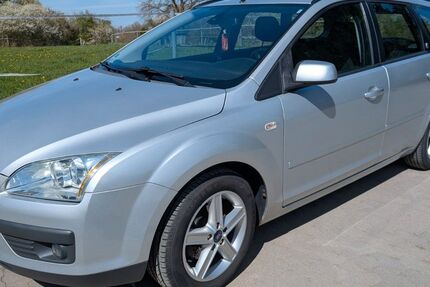 Ford Focus 196.000 km 2.000 &euro; Ebsdorfergrund 35085