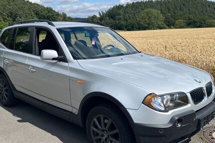 BMW X3 264.000 km 2.850 &euro; Wetter 35083