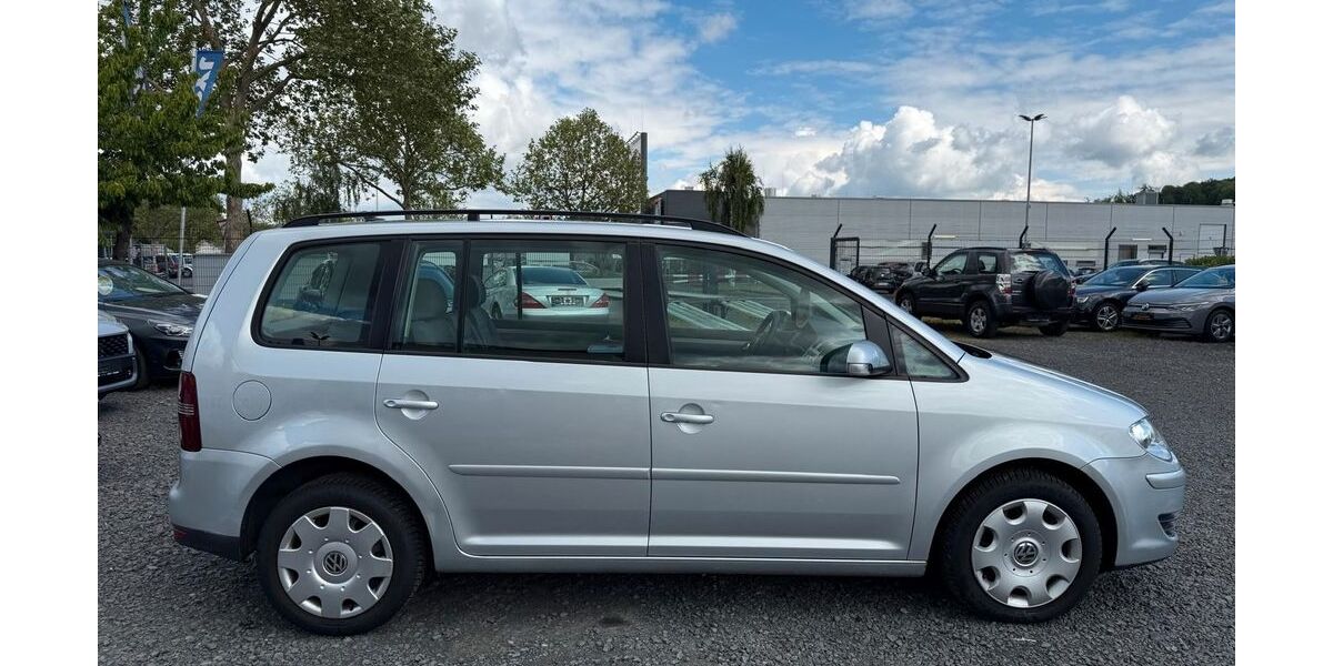 VW Touran 141.360 km 6.500 &euro; Lollar 35457