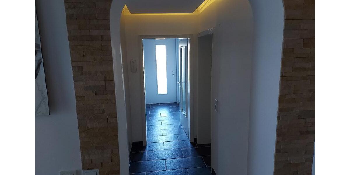 Etagenwohnung Münchhausen - 8 Zimmer, 130 m&sup2;, 1.150&euro; | Angebot:25701477