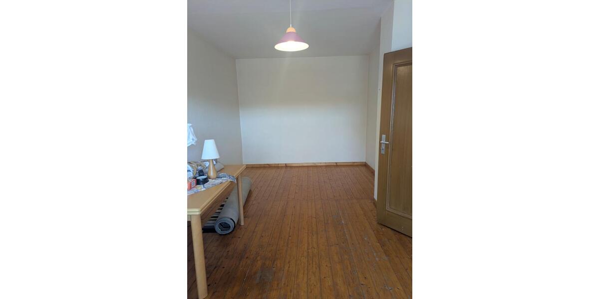 Einfamilienhaus Battenberg (Eder) - 5 Zimmer, 200 m&sup2;, 120.000&euro; | Angebot:26221855