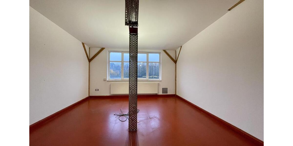 Gewerbeobjekt Frankenberg (Eder) - 2.750&euro; | Angebot:18001884