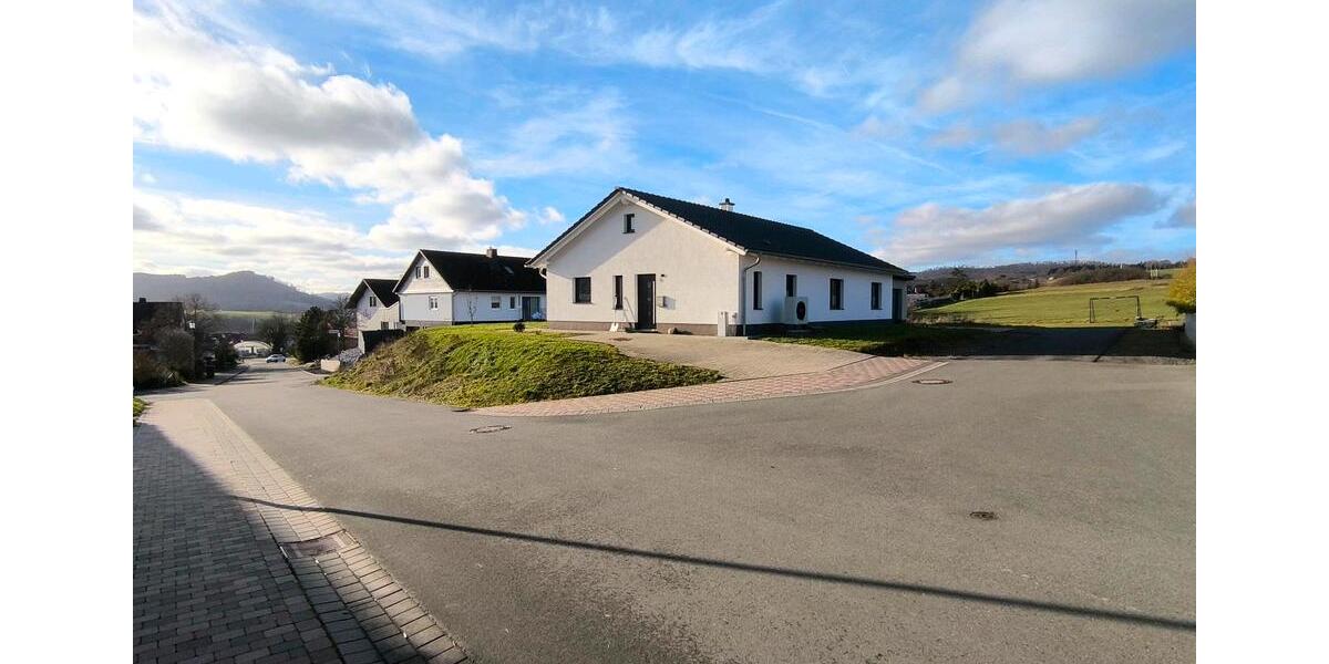 Bungalow Battenberg (Eder) - 345.000&euro; | Angebot:26083102