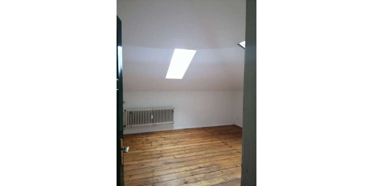 Etagenwohnung Gießen - 1 Zimmer, 16 m&sup2;, 300&euro; | Angebot:24827964