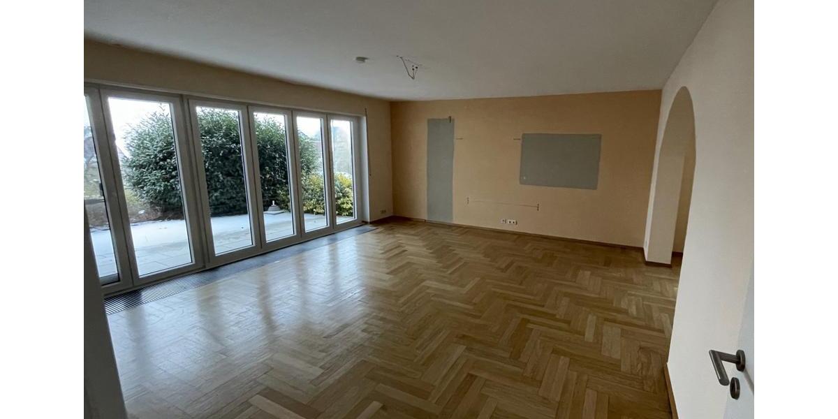 Einfamilienhaus Ebsdorfergrund - 6 Zimmer, 150 m&sup2;, 460.000&euro; | Angebot:25929897