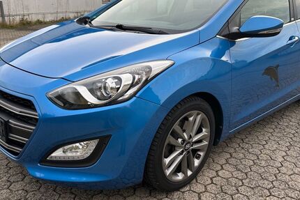 Hyundai i30 156.000 km 7.990 &euro; Lollar, bei Gießen 35457