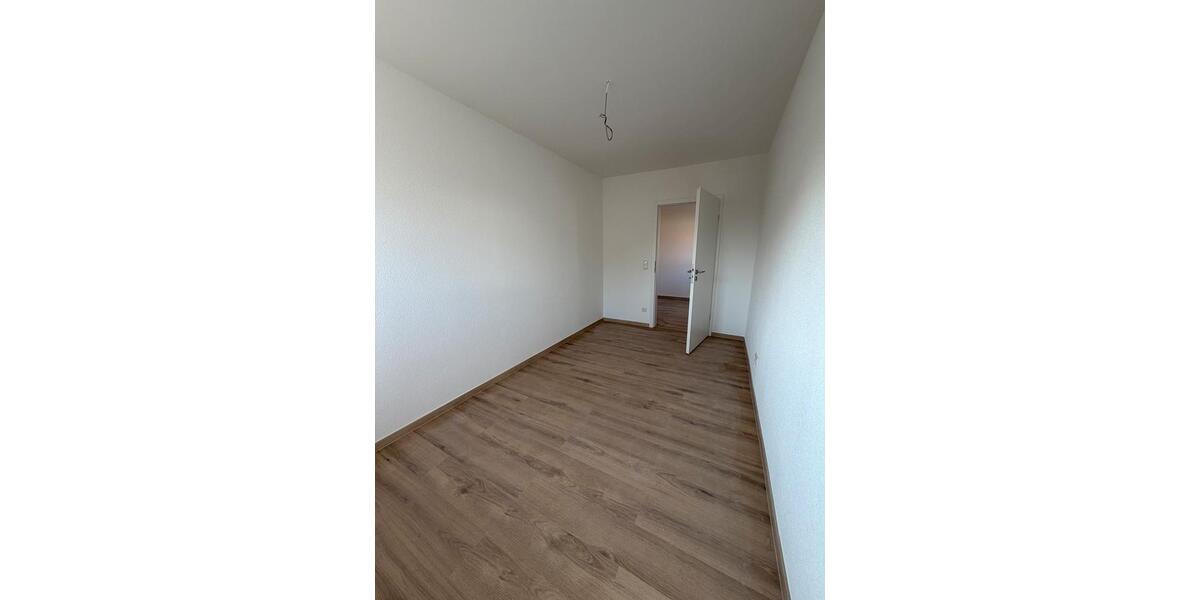 Erdgeschoßwohnung Gießen Wieseck - 3 Zimmer, 87 m&sup2;, 1.250&euro; | Angebot:25172642