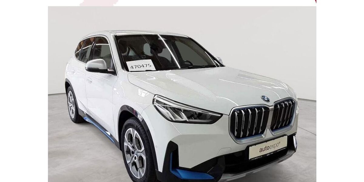 BMW iX1 87.511 km 31.290 &euro; Fernwald-Steinbach 35463