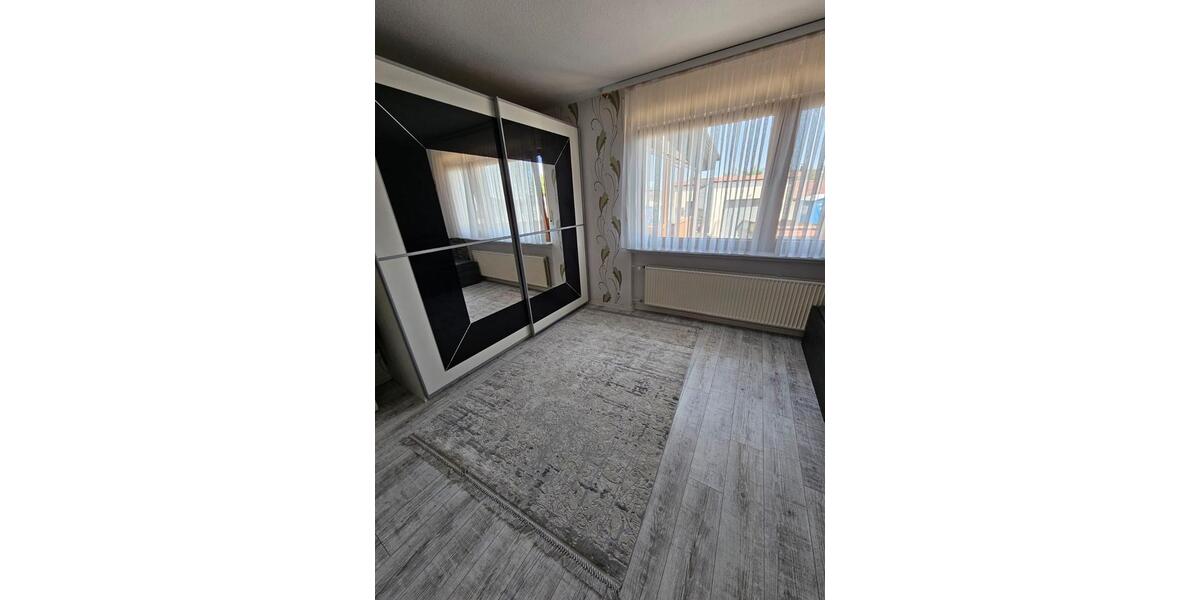 Reihenhaus Stadtallendorf - 5 Zimmer, 134 m&sup2;, 350.000&euro; | Angebot:25262345