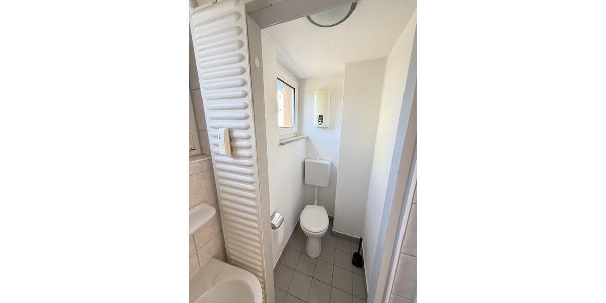 Etagenwohnung Gießen Wieseck - 1 Zimmer, 24 m&sup2;, 350&euro; | Angebot:26149509