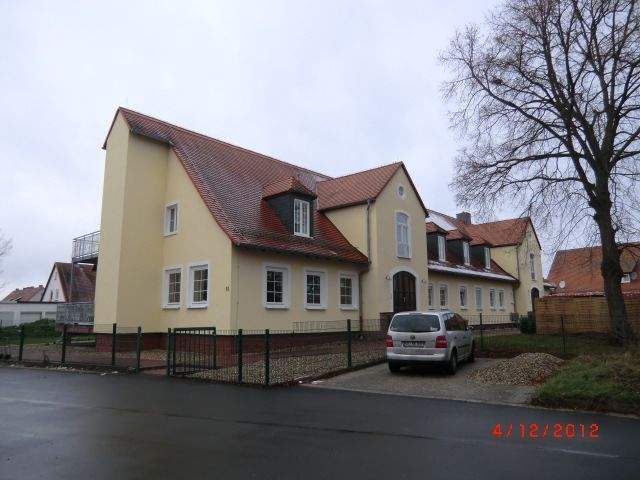 Etagenwohnung Neustadt - 3 Zimmer, 87 m&sup2;, 720&euro; | Angebot:26188007