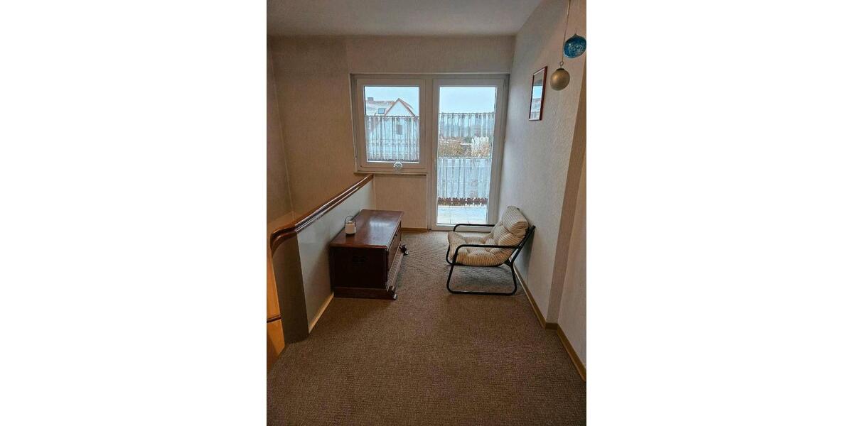 Einfamilienhaus Marburg Cappel - 8 Zimmer, 210 m&sup2;, 340.000&euro; | Angebot:24703674