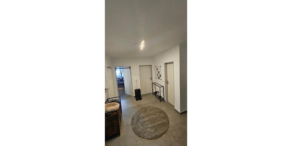 Etagenwohnung Gießen - 3 Zimmer, 87 m&sup2;, 1.100&euro; | Angebot:26020956
