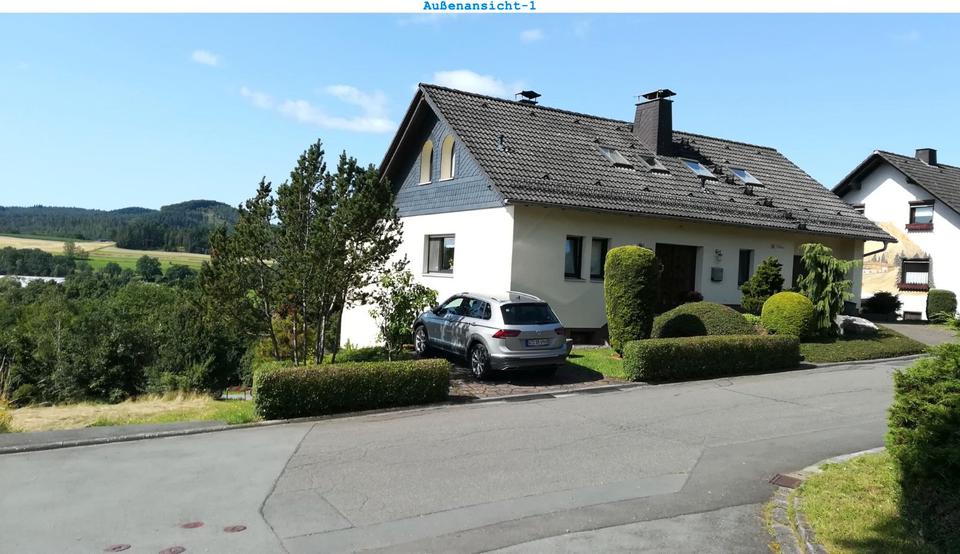 Einfamilienhaus Battenberg (Eder) - 8 Zimmer, 270 m&sup2;, 395.000&euro; | Angebot:26133952