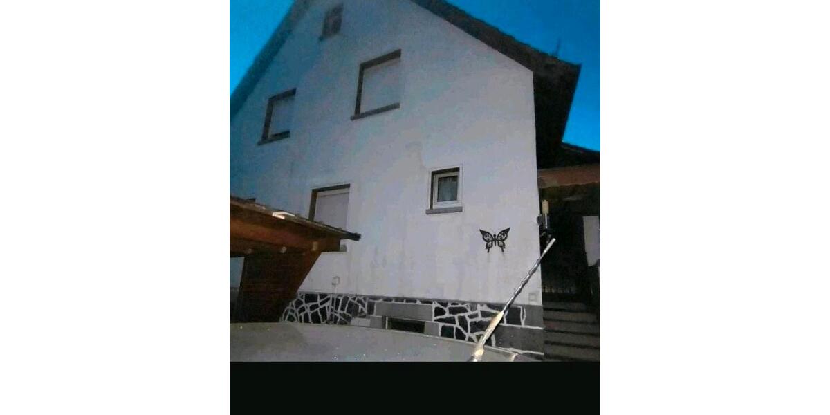 Einfamilienhaus Ebsdorfergrund - 9 Zimmer, 300 m&sup2;, 300.000&euro; | Angebot:27110524