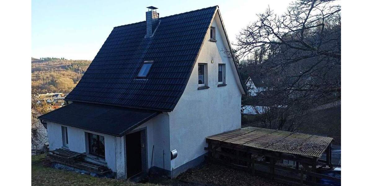 Einfamilienhaus Bad Laasphe - 6 Zimmer, 93 m&sup2;, 120.000&euro; | Angebot:25760450