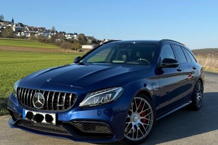 Mercedes-Benz C 63 AMG 31.610 km 53.900 &euro; Biebertal 35444