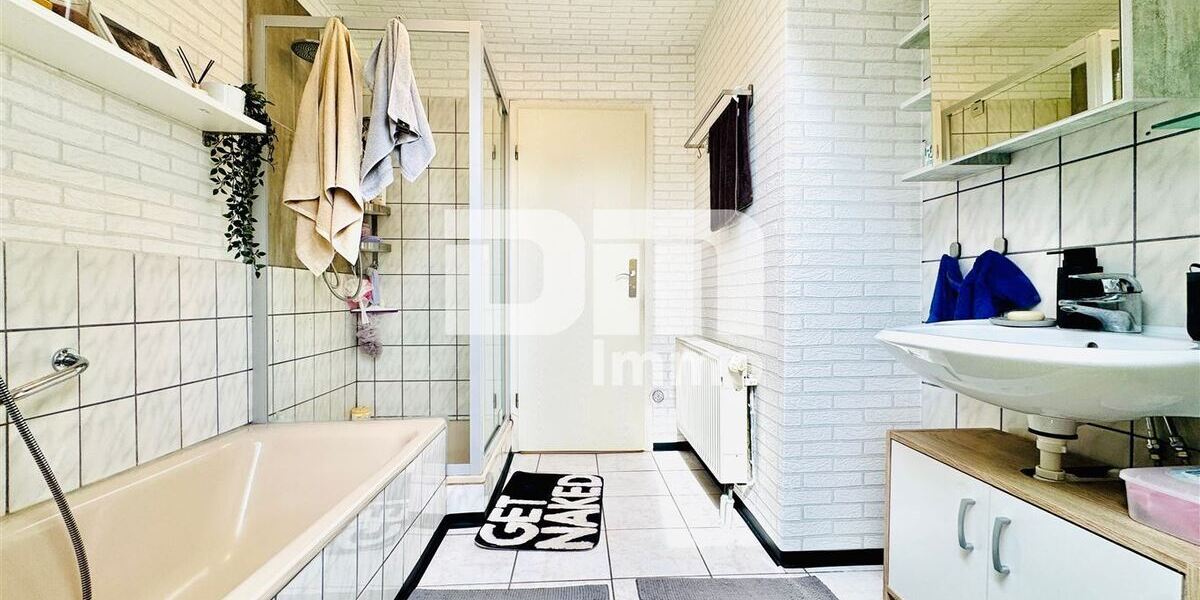 Großzügiges Ein- bis Zweifamilienhaus mit Terrasse und großem Garten - Einfamilienhaus Allendorf (Eder) | Angebot:27298317