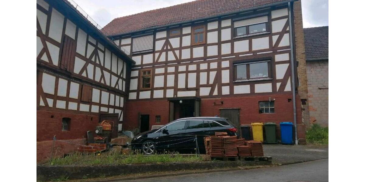 Etagenwohnung Frankenberg (Eder) - 7 Zimmer, 120 m&sup2;, 99.000&euro; | Angebot:26534697