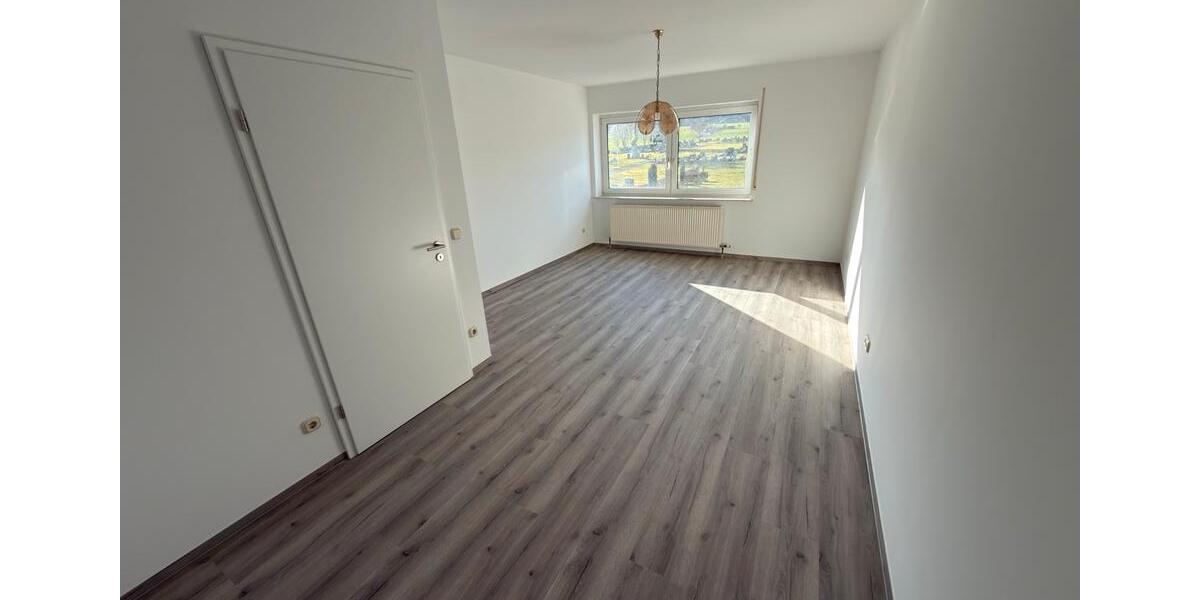 Etagenwohnung Rauschenberg - 3 Zimmer, 107 m&sup2;, 980&euro; | Angebot:25237740