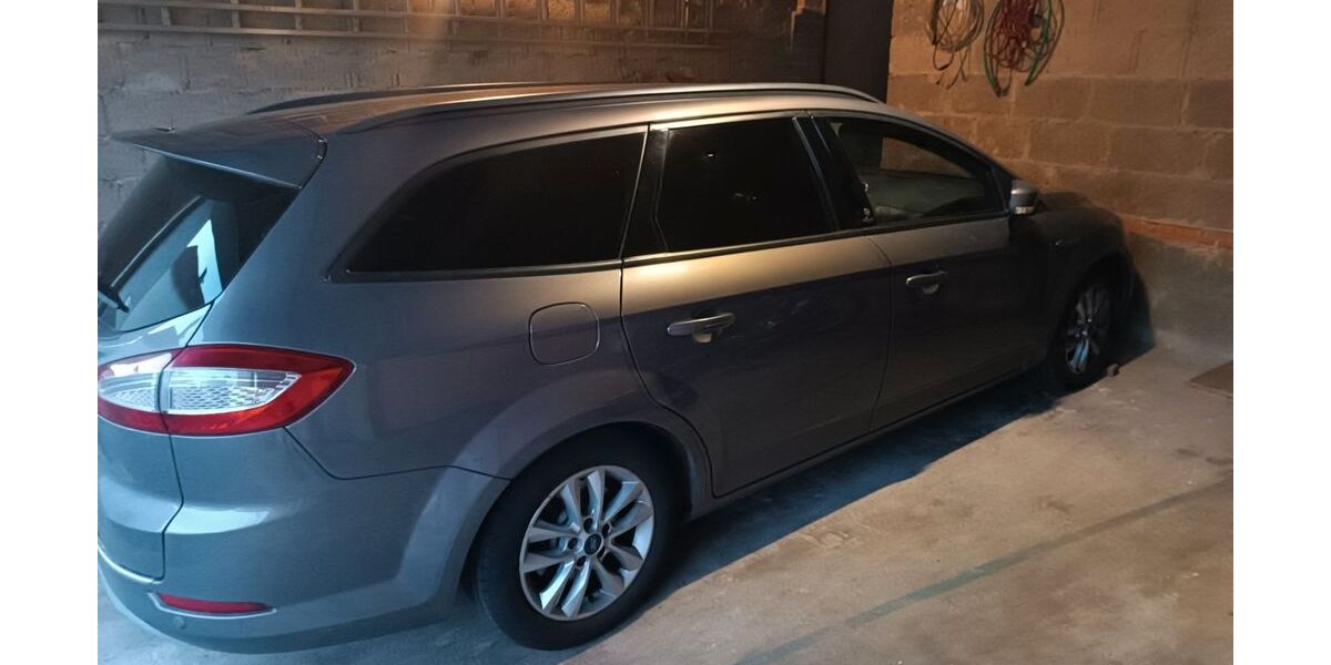Ford Mondeo 185.000 km 5.500 &euro; Reiskirchen 35447