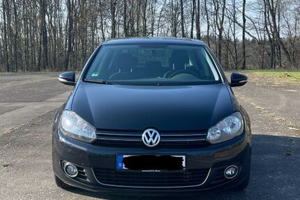 VW Golf 198.000 km 5.300 &euro; Mücke 35325