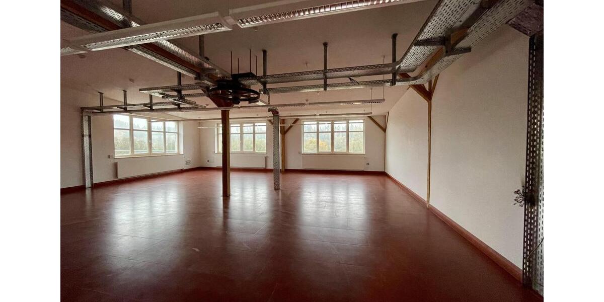Gewerbeobjekt Frankenberg (Eder) - 2.750&euro; | Angebot:18001884